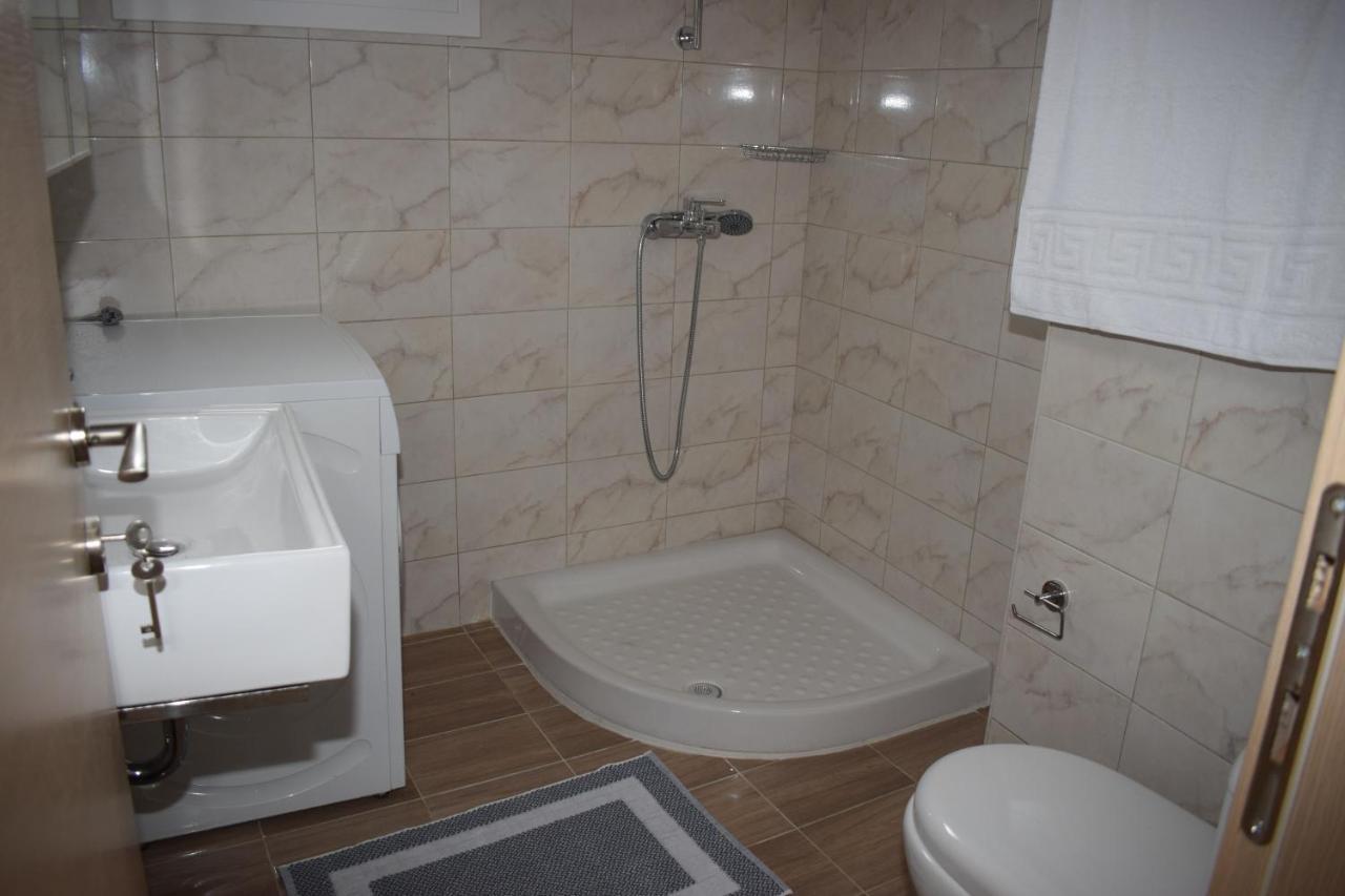 Mary'S Apartments Close To The Sea Agios Georgios  Exterior foto