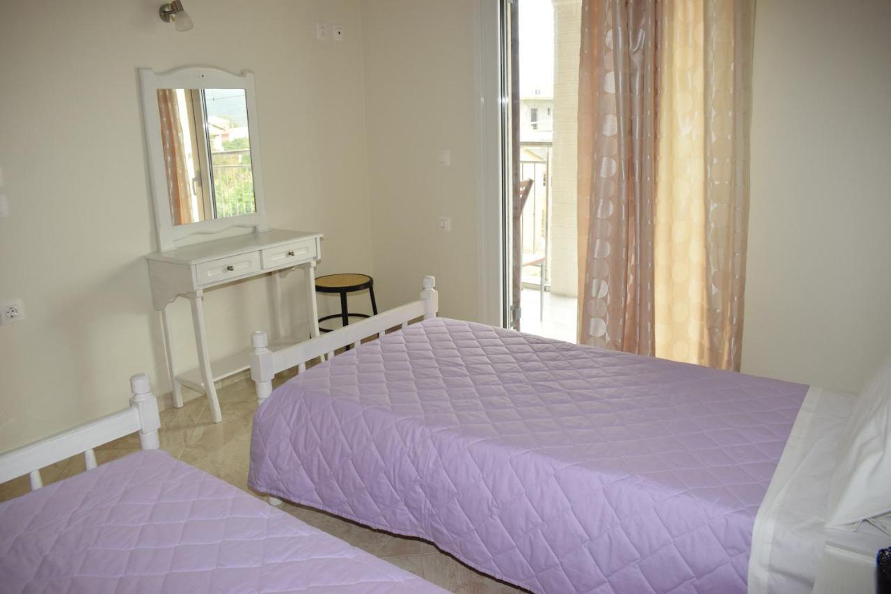 Mary'S Apartments Close To The Sea Agios Georgios  Exterior foto